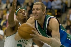 同意嗎？皮爾斯談選秀重排：諾維茨基狀元 我榜眼 文斯-卡特探花