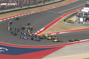 邁凱倫雙車退賽！皮亞斯特里1號彎撞車霍肯伯格，之后再撞諾里斯