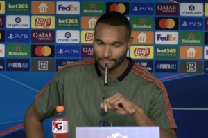 塔：凱恩防守端的付出人們談得太少 諾伊爾在身后給人極大安全感