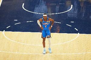 亞歷山大：杜蘭特在第一個加時末肯定叫了三次暫停 但裁判沒吹