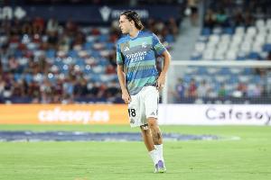 卡雷拉斯本輪對抗11次全部成功，創(chuàng)造近10個賽季歐冠后衛(wèi)紀錄