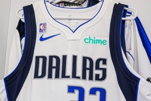 弗拉格首秀球衣亮相！賽后首秀補(bǔ)丁將被取下制成1of1球星卡