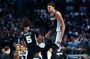 歷史首次！第一次有4人都在常規(guī)賽揭幕戰(zhàn)得分上40+