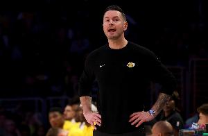 雷迪克：上賽季末段我們也曾擁有過勇士隊(duì)般的默契 但現(xiàn)在還沒有