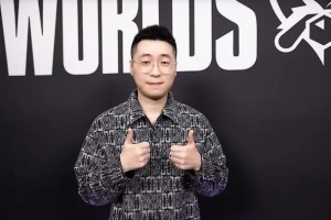 王多多：解說(shuō)只是載體，真正要實(shí)現(xiàn)的是借助載體傳遞自己的思想