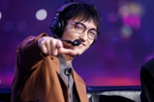 解說懷南：T1遇到LPL戰(zhàn)隊(duì)概率為2/3，LPL戰(zhàn)隊(duì)內(nèi)戰(zhàn)的概率為1/6