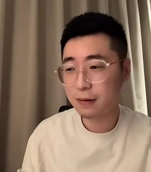 王多多：我們的隊(duì)伍在應(yīng)對劣勢方面不如LCK 不能總無腦找機(jī)會