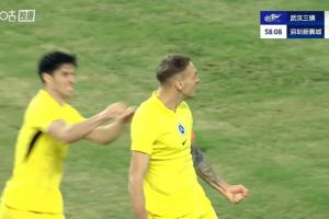 再入一球！十人新鵬城客場2-0領(lǐng)先三鎮(zhèn)，杜加利奇包抄破門