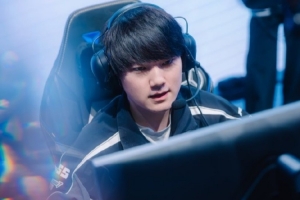 LPL官方發(fā)布TES賽后返圖：失利志未消，整裝再啟航