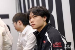 有點尷尬Beichuan成為LPL首位在S賽打出零勝率的選手