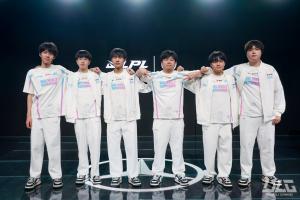 BLG官博總結(jié)S15：從人員更迭的陣痛求變 收尾我們走得潦草又愧疚