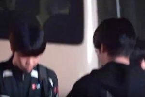 那就好好的道個(gè)別吧！Elk和ON賽后向現(xiàn)場(chǎng)粉絲鞠躬道謝