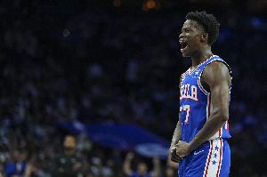 打得可以！埃奇庫姆4記三分拿下14分6板4助1斷 正負值+11首發(fā)最高