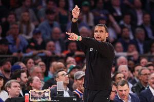 馬祖拉：每天醒來(lái)必須做一個(gè)選擇 就是攻防兩端專(zhuān)注于搶籃板