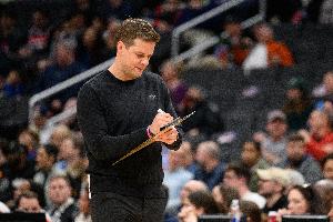 爵士主帥談末節(jié)反撲：科迪-威廉姆斯和哈克萊斯改變了比賽走勢(shì)