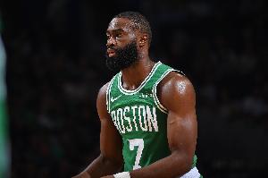 杰倫-布朗：這兩場(chǎng)籃板球保護(hù)做得非常好 這為我們奠定了優(yōu)勢(shì)