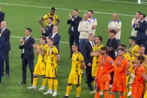 四線(xiàn)爭(zhēng)冠→四大皆空巴黎瘋狂慶祝，國(guó)米眾將在一邊鼓掌