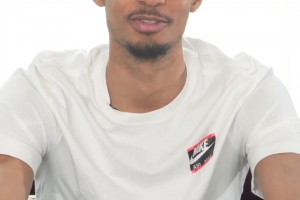 文班亞馬給高考考生送祝福：高考加油！