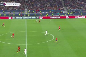 錯(cuò)失良機(jī)！巴爾科拉邊路強(qiáng)行超車過(guò)人妙傳！穆阿尼無(wú)人盯防打飛！