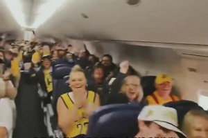 這員工福利絕了！步行者包機送全體員工到俄城看總決賽前兩場