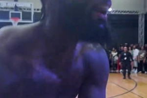 太瘋狂了！史蒂芬森和比斯利單挑輸球后試圖毆打粉絲~