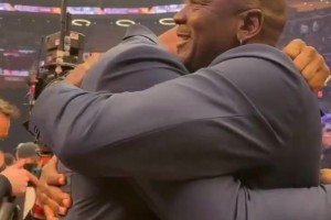 NBA正GOAT和副GOAT相擁！這沒毛病吧？