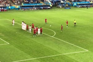 7年前的球迷現(xiàn)場(chǎng)實(shí)拍C羅任意球攻破西班牙大門