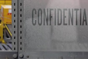 很多曼聯(lián)球員的功能，不是踢球，而是拍廣告給曼聯(lián)賺收入的