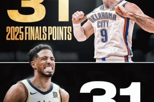 湖人球迷永遠(yuǎn)的痛卡魯索總決賽前2場(chǎng)得分和哈利伯頓持平??！