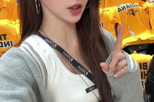 啥，你說(shuō)跪了隊(duì)友才傳球給你？