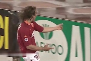 氣吞萬(wàn)里如虎！戰(zhàn)神巴蒂斯圖塔暴力美學(xué)代言人！