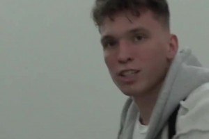 克內(nèi)克特回答球迷：我只想留在湖人！詹姆斯還能打5-10年?。? >
                                        </div>
                                    </div>
                                                                        <div   id=