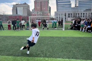 贏得校園擇偶權(quán)！插花腳點球真讓你裝到了