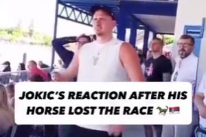 這才是真愛！在看到自己的馬輸?shù)舯荣惡蠹s基奇的反應