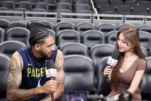 周玲安翹著二郎腿采訪：哈利受傷 托平說我們擁有向死而生的勇氣