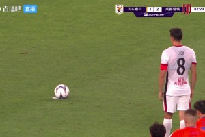 我的眼睛！黃政宇這是要打籃球嗎？黃政宇離譜手球送點