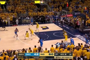 哇??！哈利伯頓送出華麗妙傳，西亞卡姆迎著雷霆兩人炸裂隔扣