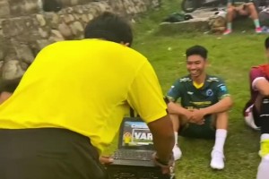 太黑了啊！看VAR是裁判的謊言