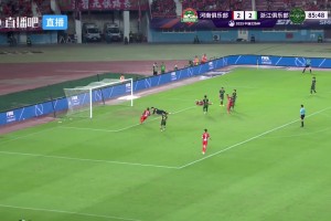 跌宕起伏再度反超！河南打出精彩配合，卡多索無(wú)人盯防推射破門