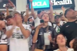 擊敗巴黎后，博塔弗戈球迷高唱：我們可不是國(guó)米