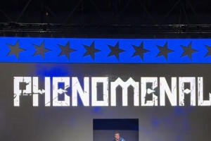 蘇超門票經(jīng)濟實惠？這位大哥的觀賽位置可不便宜??！