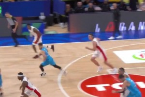 能否擊敗美國男籃？感受一下今年總決賽4名加拿大球員亮眼表現(xiàn)！