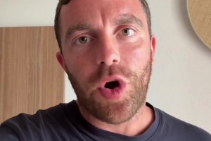 塵埃落定！羅馬諾確認：C羅將與利雅得勝利續(xù)約，合同期限為兩年