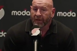 開(kāi)拓者總經(jīng)理：我們關(guān)注楊瀚森很久了，很激動(dòng)能選中他，我們會(huì)重點(diǎn)培養(yǎng)他