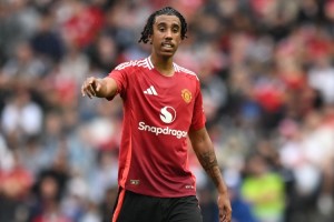 球星集錦：紅魔防線(xiàn)新答案？來(lái)欣賞約羅精彩防守集錦！