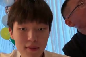 未來規(guī)劃？楊瀚森團(tuán)隊：希望吃好睡好身體養(yǎng)好 運(yùn)動員真的很辛苦！看著都心疼