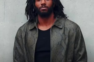 有點胖了？小卡參加時裝周走秀 還是那么放蕩不羈