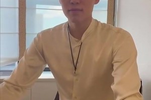 到美國之后有什么不適應(yīng)的地方？楊瀚森：有啊，我變成老外了