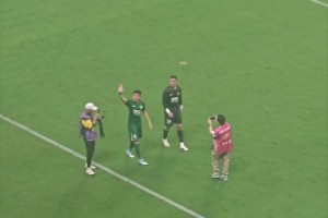 工作日工體熱力不見(jiàn)，超四萬(wàn)人現(xiàn)場(chǎng)觀戰(zhàn)國(guó)安vs玉昆比賽