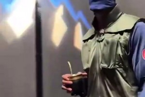 這新援夠強(qiáng)不？快船新援科林斯此前賽前COS“六代火影”卡卡西